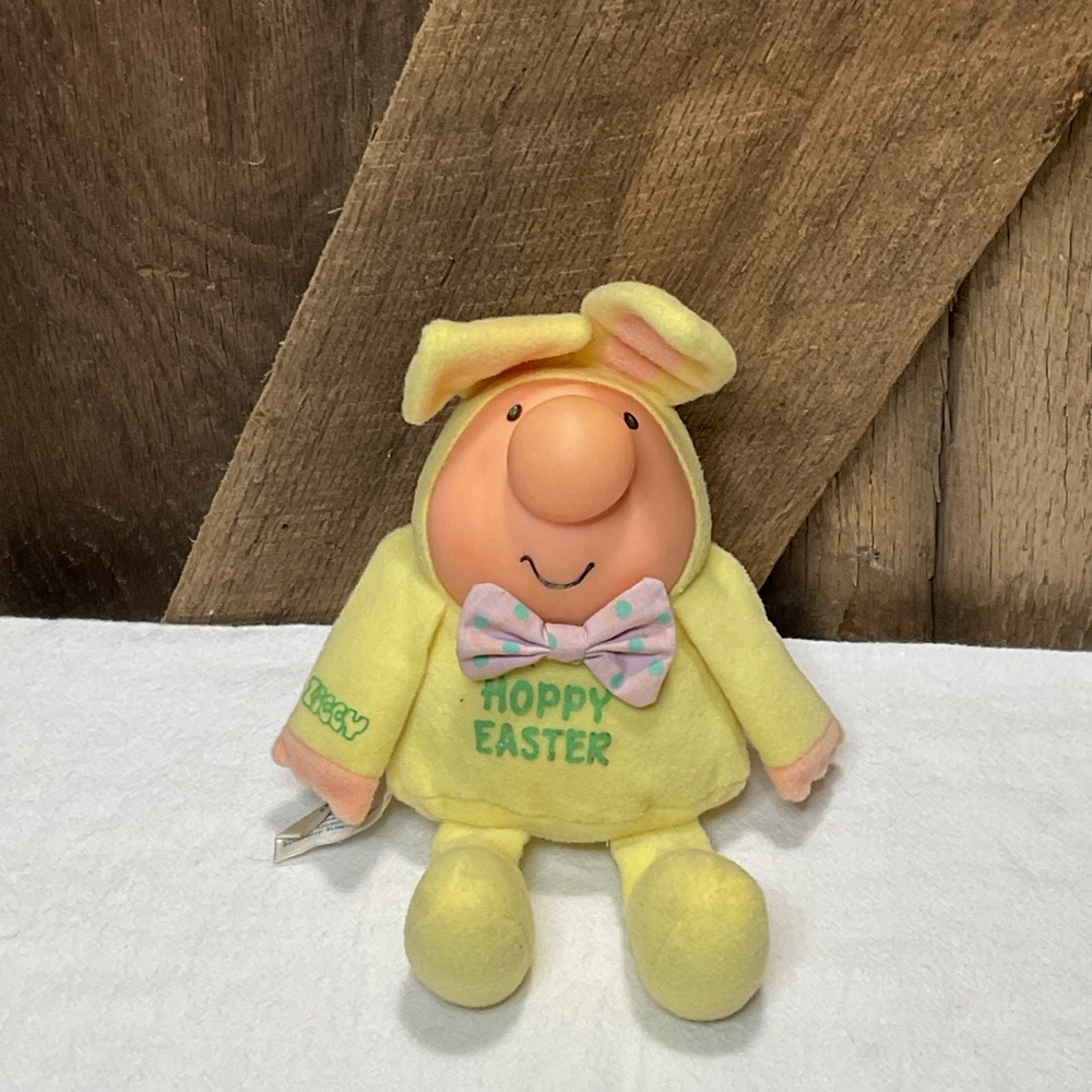 Vintage Ziggy Hoppy Easter Bunny Plush Body Vinyl Head 1985 Collectible